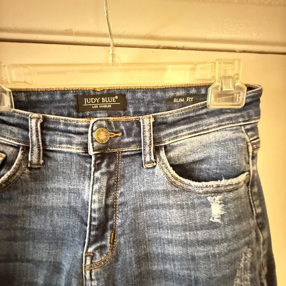 Judy Blue Straight Leg Jeans in Light Gray - Picture 2 of 4